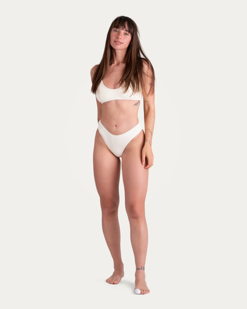 Plavkový top Wave – Ivory